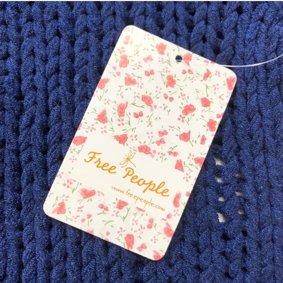 NWT Free People sea bright cropped sweater - Picture 3 of 3